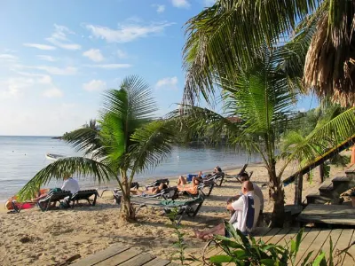 Sundowners Beach — West End, Roatan, Honduras