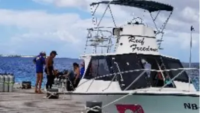 Loading the dive boat